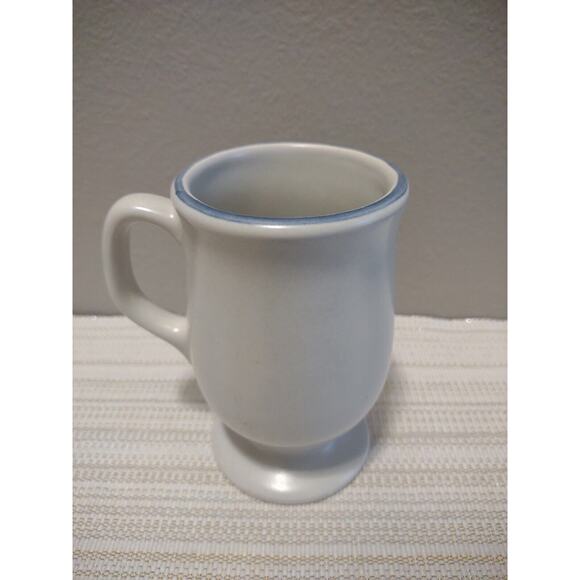 Pfaltzgraff Yorktown pattern stoneware footed pedestal latte coffee mug - Picture 2 of 7
